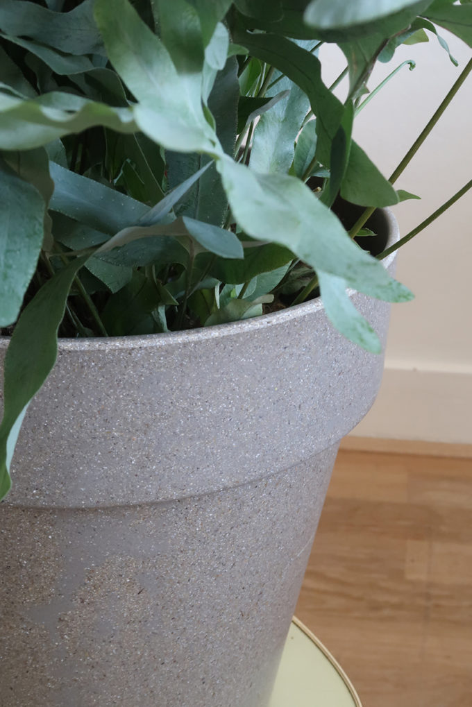 Zuperzozial Jungle Fever Bloempot xxl Pepper Grey detail
