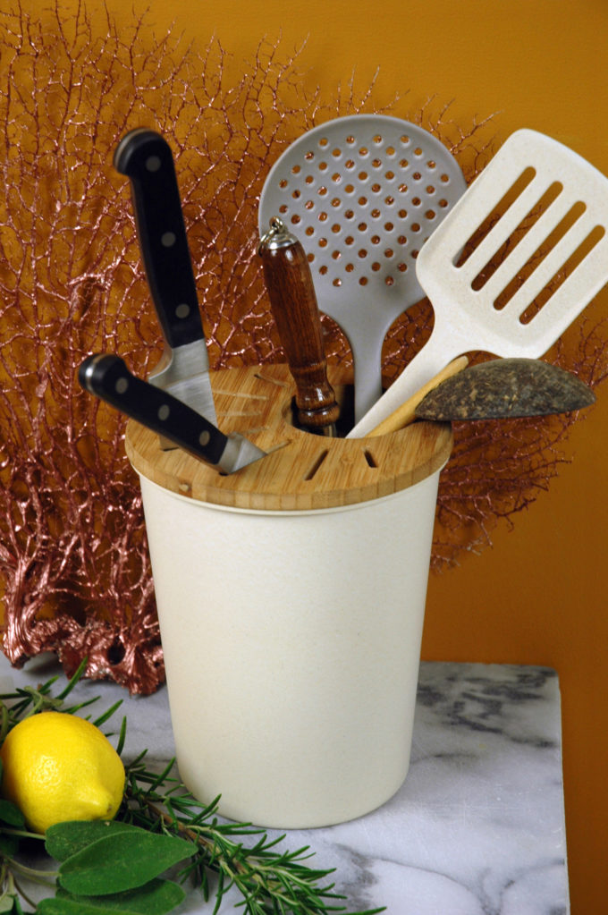 Zuperzozial Knives on the Block Coconut White sfeer