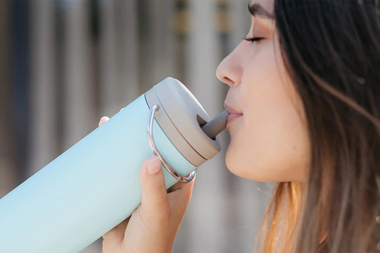 Klean Kanteen drinkfles met rietjes mobiel