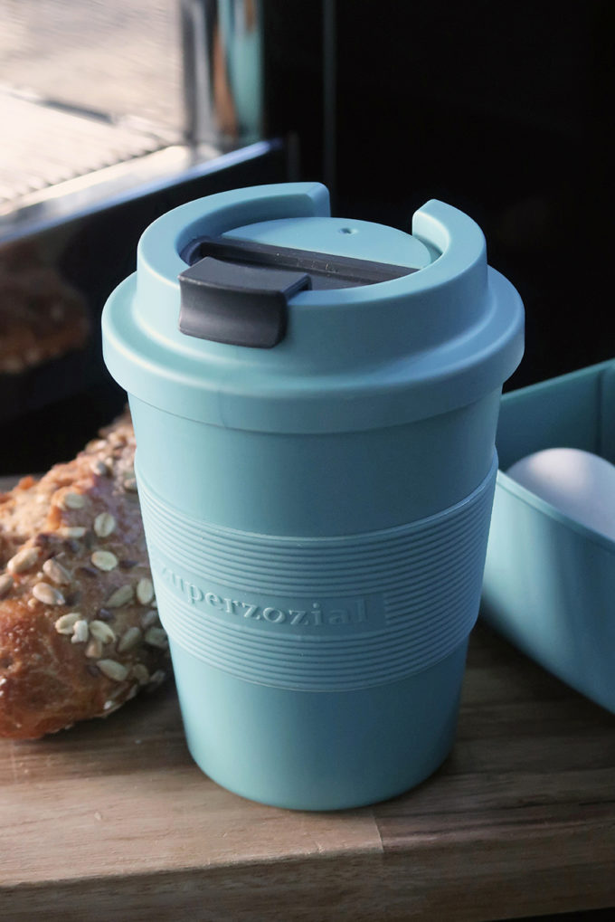 Zuperzozial Time-Out Mug Medium - Koffiebeker Reisbeker - Misty Blue to go