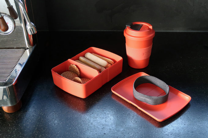 Zuperzozial Time-Out Mug Medium - Koffiebeker Reisbeker - Terra Red sfeer